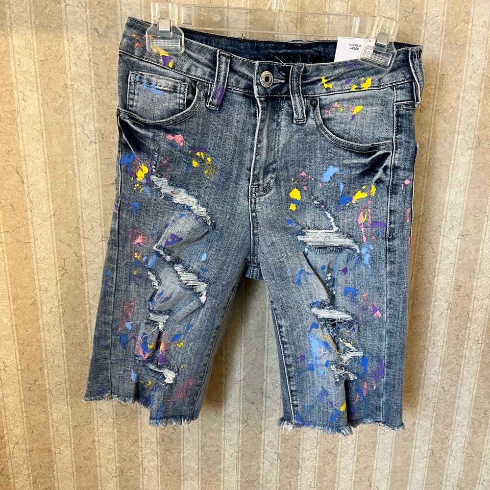 Rue 21 premium Blue Jean / colorful shorts .